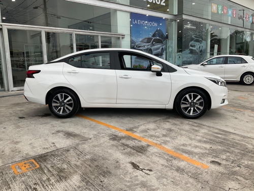 Imagen 9 de 15 de Nissan Versa Advance 2020
