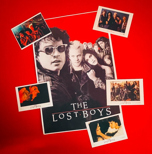 Poster The Lost Boys- 48x33 Cms+5 Postcards De 10x15 Cms