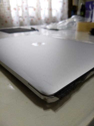 Macbook Pro 13 2016 8gb 256gb