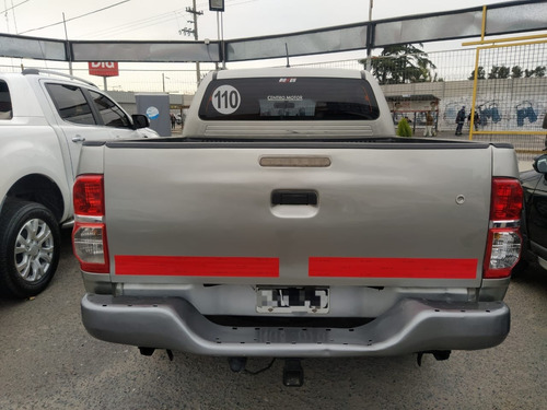 Toyota Hilux 2.5 Cd Dx Pack I 120cv 4x4 2013