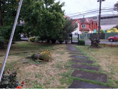 Venta De Terreno De 1.800 M2 Con Casa, Sector Avda. Alemania