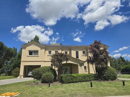 En Venta San Eliseo Con Vistas Al Golf Y Al Lago, Tu Nueva Casa Te Espera!!!