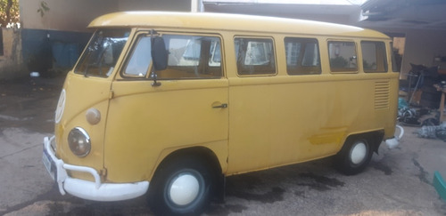 Imagem 8 de 13 de Volkswagen Kombi Corujinha