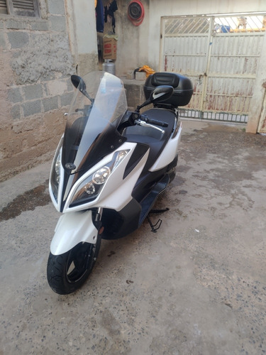 Imagem 2 de 7 de Kymco Downtown 300i