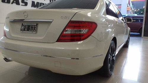 Mercedes-benz Clase C 2.1 C220 Avantgarde Cdi B.eff At 2012