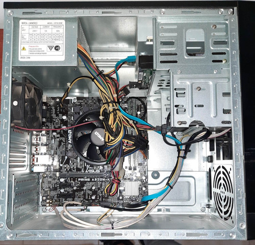 Imagen 4 de 9 de Pc Gamer Amd Ryzen 5 3400g 8gb Ram A320 M K Mother Ssd 240gb