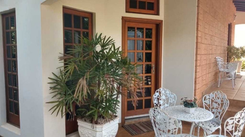 Imagem 3 de 6 de Venda De Casas / Padrão Na Cidade De Araraquara 9587