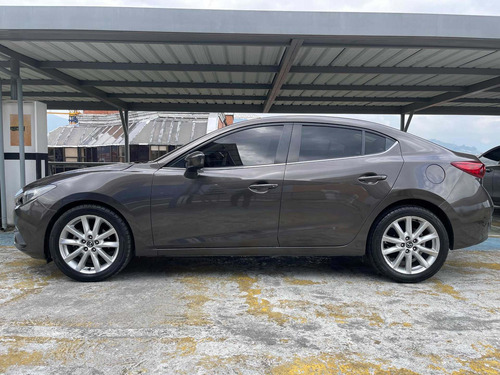 Imagen 3 de 11 de Mazda 3 2.0 Touring 2015
