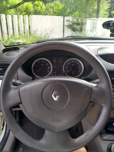Imagem 11 de 13 de Renault Symbol 2010 1.6 Expression Hi-torque 4p