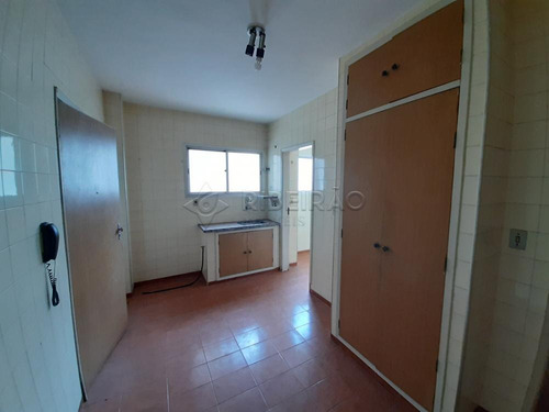 Imagem 8 de 10 de Apartamentos - Ref: V845