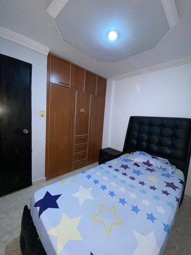 Imagen 10 de 10 de Eduardo Sequera Vende Apartamento Res Caranday Paraparal