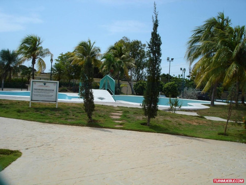Imagen 2 de 12 de Casa Estilo Townhouse En Venta Villa Oasis I Maracaibo