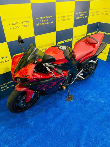 Imagem 4 de 15 de R 1 2009 Preta Chave Reserva Slider