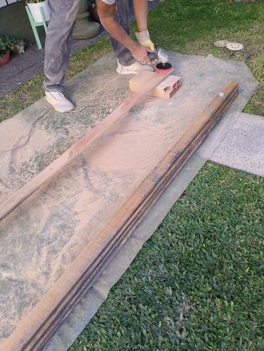 Carpintería Artesanal. Trabajos A Medida Y Restauración