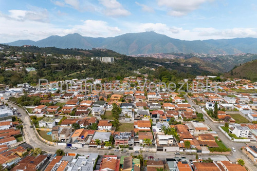Espléndida Casa En Alquiler Mls 25-12830 Lomas De La Lagunita