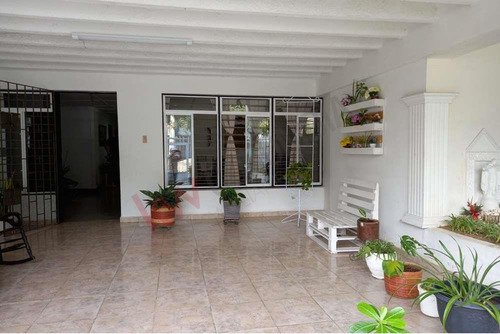 Espectacular Casa Para Arrendar En Sector Exclusivo Del Barrio Nuevo Horizonte De La Ciudad De Barranquilla-9398