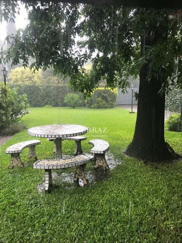 Casa Venta De 4 Ambientes En De Vicenzo Chico Lote De 655 M2