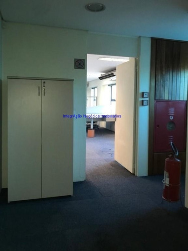 Imagem 16 de 23 de Prédio Comercial 900m², Térreo : 01 Recepção Com Balcão, 01 Lavabo, 01 Sala De Reunião, 01 Salão Amplo Com 02 Banheiros, 01 Sala Com Lavabo, - 21052700 - 69538621
