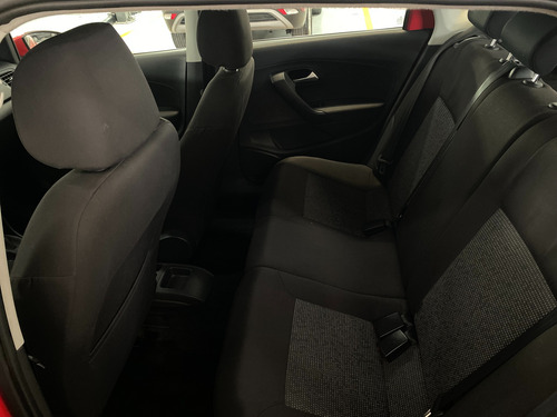 Volkswagen Polo 1.6 Startline Tiptronic At