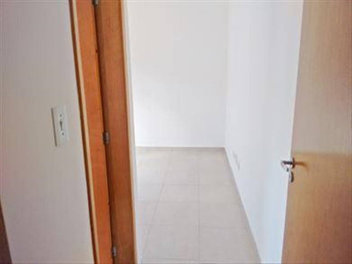 Imagem 7 de 18 de Sobreposta Nova Com 60 M², Sala Com Piso Em Porcelanato, Suite E Garagem Individual, 2 Dormitórios, Área De Serviço - Hm2356