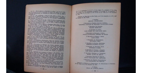 Livro Antigo Da Cidade De São Paulo Com Leis De Zoneamento De 1973 = Por José Carlos Ferraz (Usado)