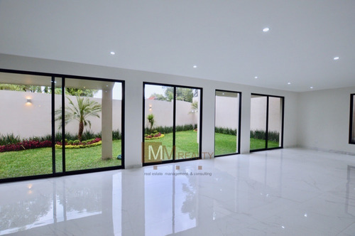 Imagen 8 de 30 de Lomas De Las Palmas - Casa En Venta / House For Sale