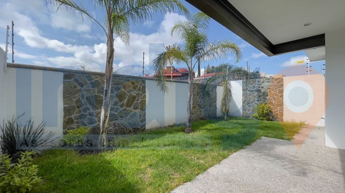 Imagen 22 de 30 de Casa Nueva En Venta En Colinas De Juriquilla Frente A Área V