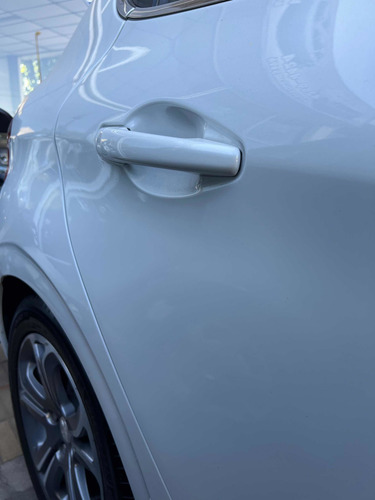 Imagen 15 de 15 de Peugeot 208 2016 1.6 Feline Pack Cuir