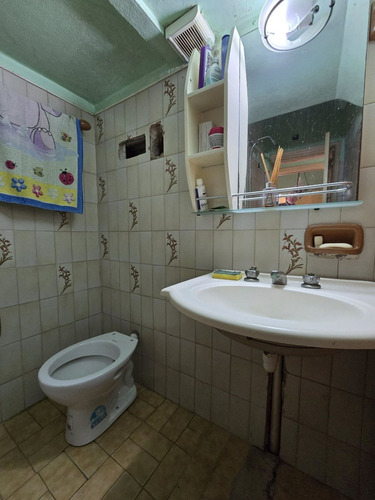 Casa 4 Ambientes En Venta En Temperley Jardín