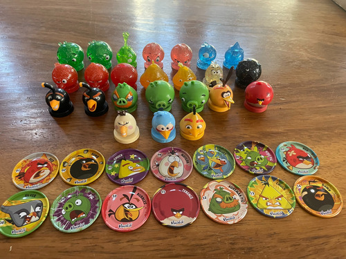 Colección Angry Birds Vuala 2024 Pow Punks 38 Pza Set
