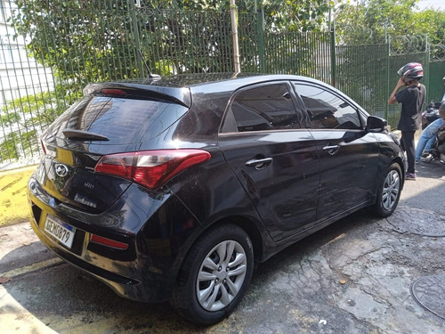 Hyundai HB20 1.0 Comfort Plus Flex 5p