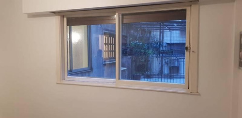 Imagen 3 de 19 de Departamento En Venta 2 Ambientes Con Dependencia De Servicio Apto Profesional
