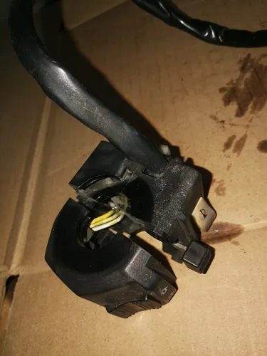Mando De Luces De Dr 650 Cv15 (Usado)