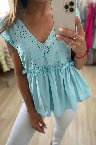 Blusa Con Broderie Escote V Músculosa Volado The Big Shop