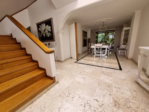 Casa En Venta En El Poblado Sector Los Gonzalez