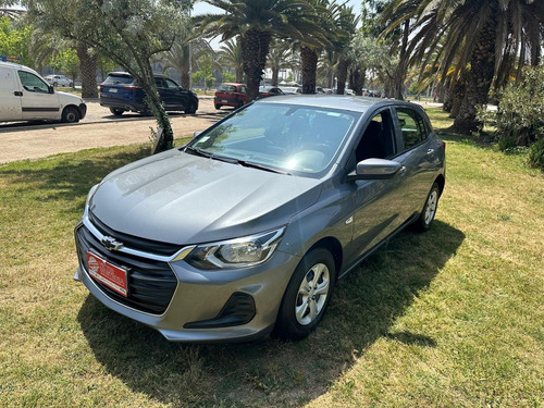 Chevrolet Onix 1.0T Rs Mt