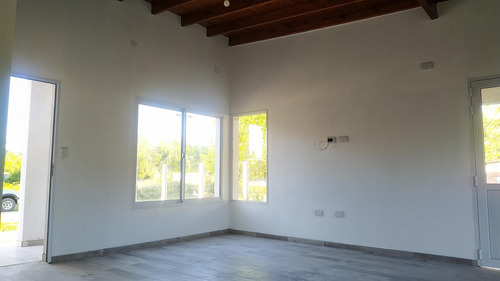 Imagen 3 de 17 de Venta Casa A Estrenar - San Jose - Er