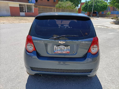 Imagen 4 de 10 de Chevrolet Aveo Lt