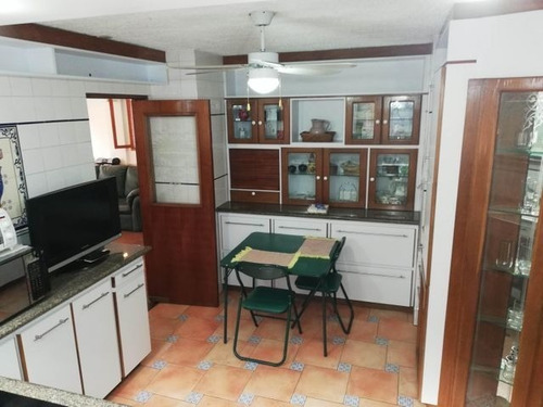 Imagen 11 de 30 de Venta Casa En Colinas De Los Chaguaramos