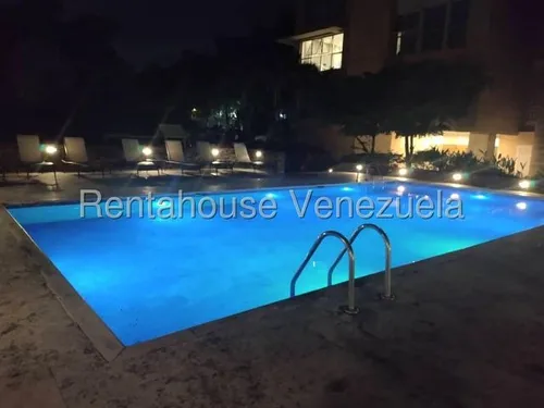 En Venta Hermoso Apartamento En Campo Alegre. Mls 25-13510. Mjs.