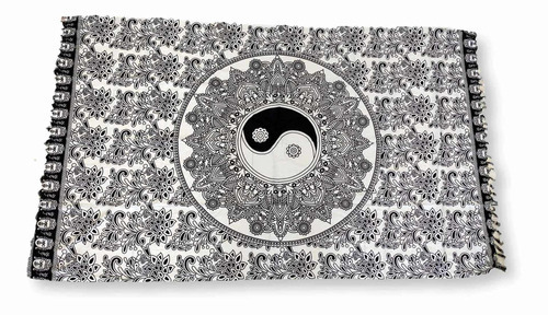 Canga De Praia Retangular Poliéster Mandala Yin-yang Cor Branco- Preto Tamanho U