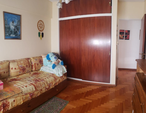 S. Martín Ctro. Semipiso 4 Amb. C/balcón Cochera Y Baulera