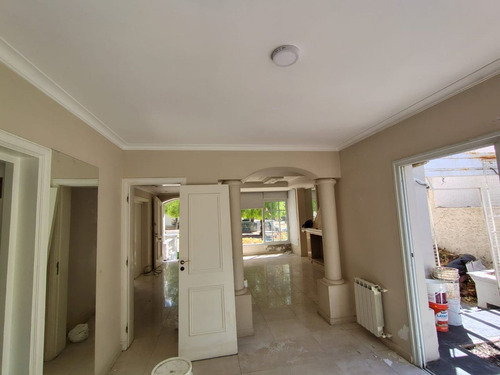 Se Vende Casa En Barrio Dalvian, Mendoza