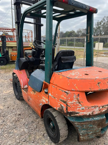 Autoelevador Toyota 62-7fd25 2500kg Diesel C/desplazador