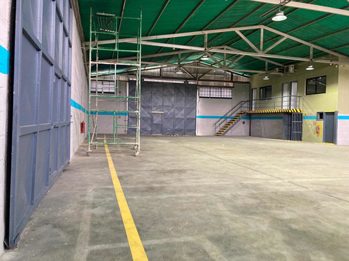 Imagen 15 de 16 de Alquiler De Galpón En Valencia 670 M2 Recién Remodelado