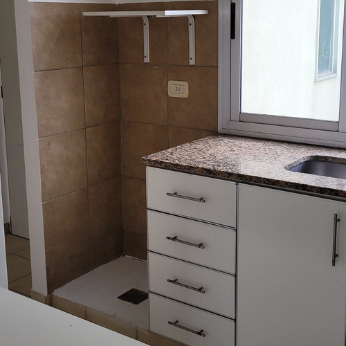 Departamento Monoambiente En Venta, La Plata, Casco Urbano, Zona Parque San Martín. 38 M2. Amplio Y Luminoso