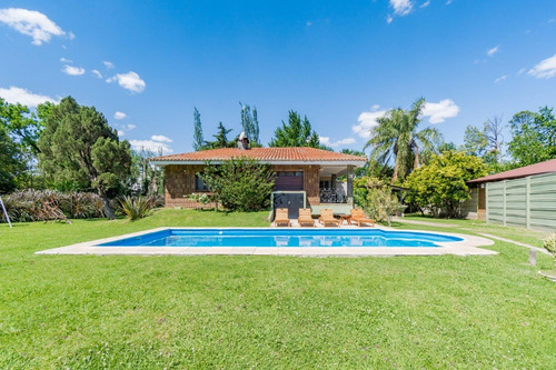 Imagen 2 de 26 de Casa De Campo, Fines De Semana, Semana, Mes. 8 Personas.