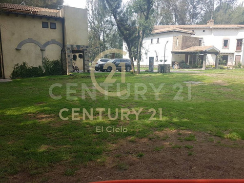 Lote En Venta En Fraccionamiento Valquirico De 743 M2, Xoxtla, Tlaxcala.