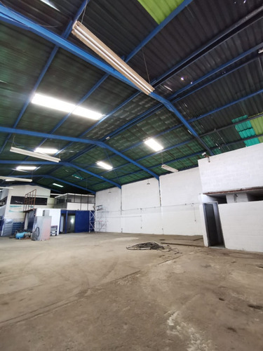 En Venta Galpón Zona Industrial Castillito San Diego  