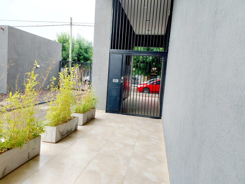 Imagen 14 de 16 de Venta Departamento Cochera Amoblado Neuquén Cap